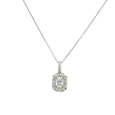 HALO OVAL PENDANTS 14KW EF VS2 HPHT DIA 0.38CTS