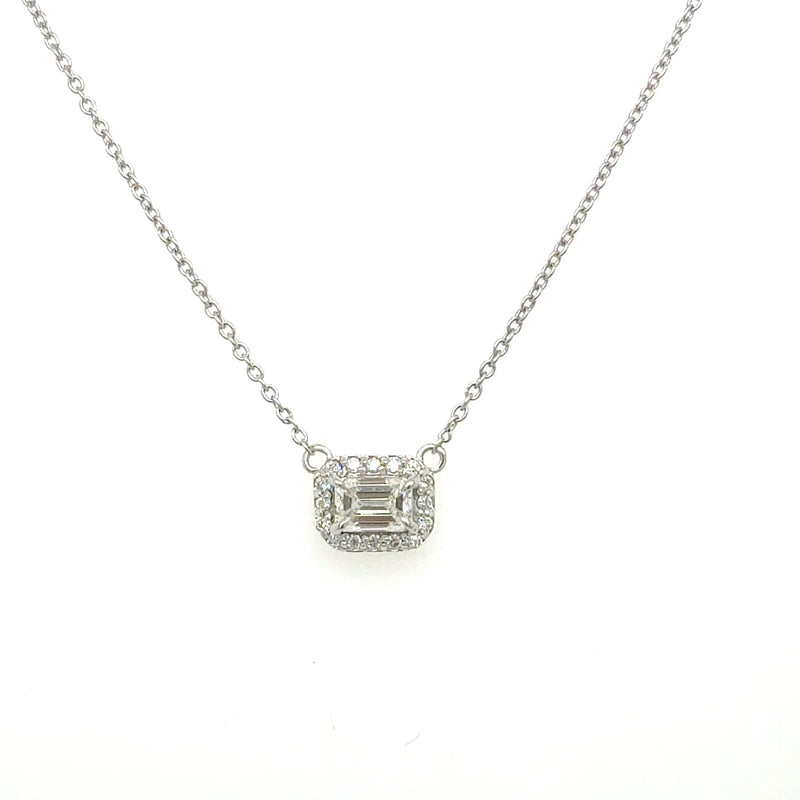 EMERALD HALO PENDANT 14KW FG VS1 CVD DIA 0.44CTS