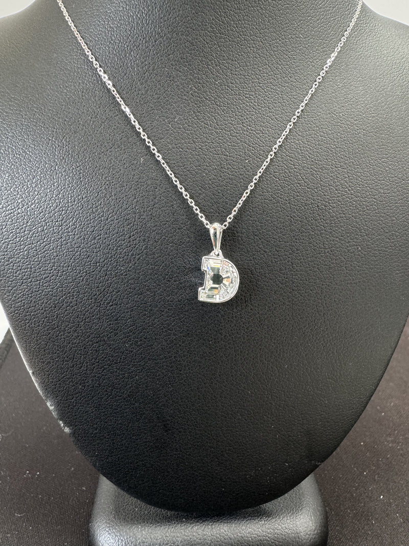 ALPHABET D PENDANT 14KW D VS1 HPHT DIA 1.13CTS