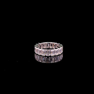 EMERALD ETERNITY RING 14KW FG VS1 CVD DIA 6CTS