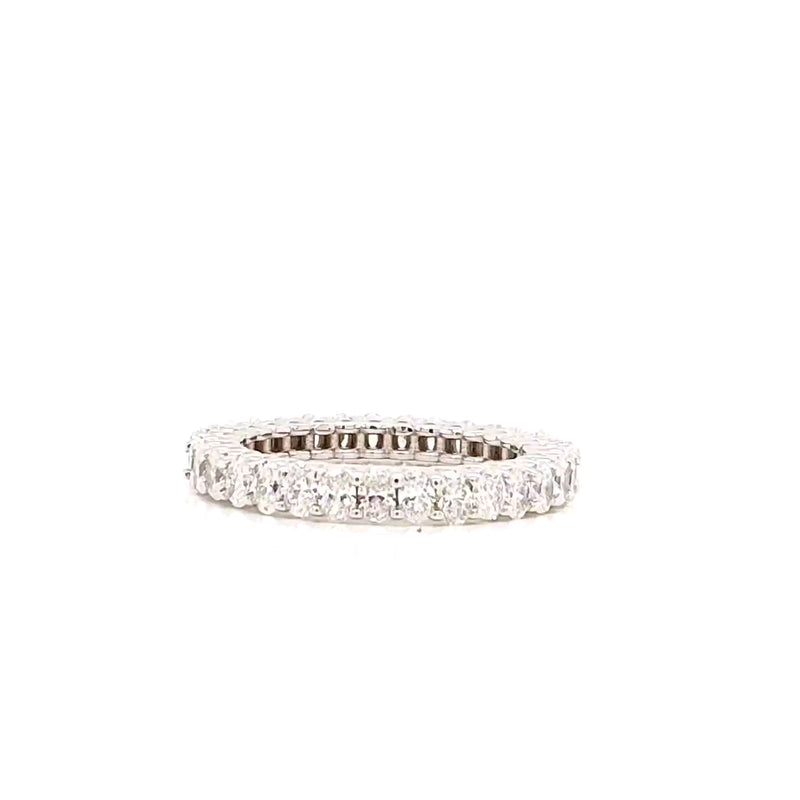 OVAL ETERNITY BAND 14KW FG VS1 CVD DIA 1.81CTS