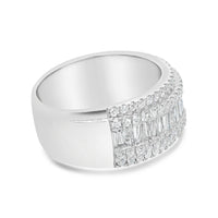 Gold Round and Baguette Diamond Ring | 14K | 2.72 CTW